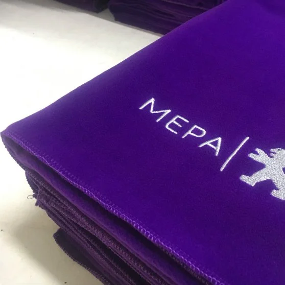 logo Nakışlı Nefti Renkli Restaurant polar sal