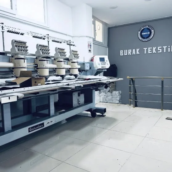 Logo Nakışlı Ekru Renkli Düğün polar Şalı