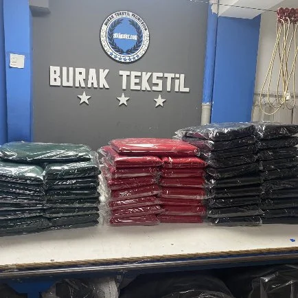 Logo Nakışlı Renkli polar sallar