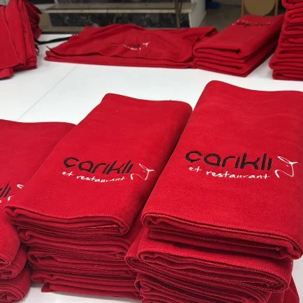 Logo Nakışlı Renkli polar sallar